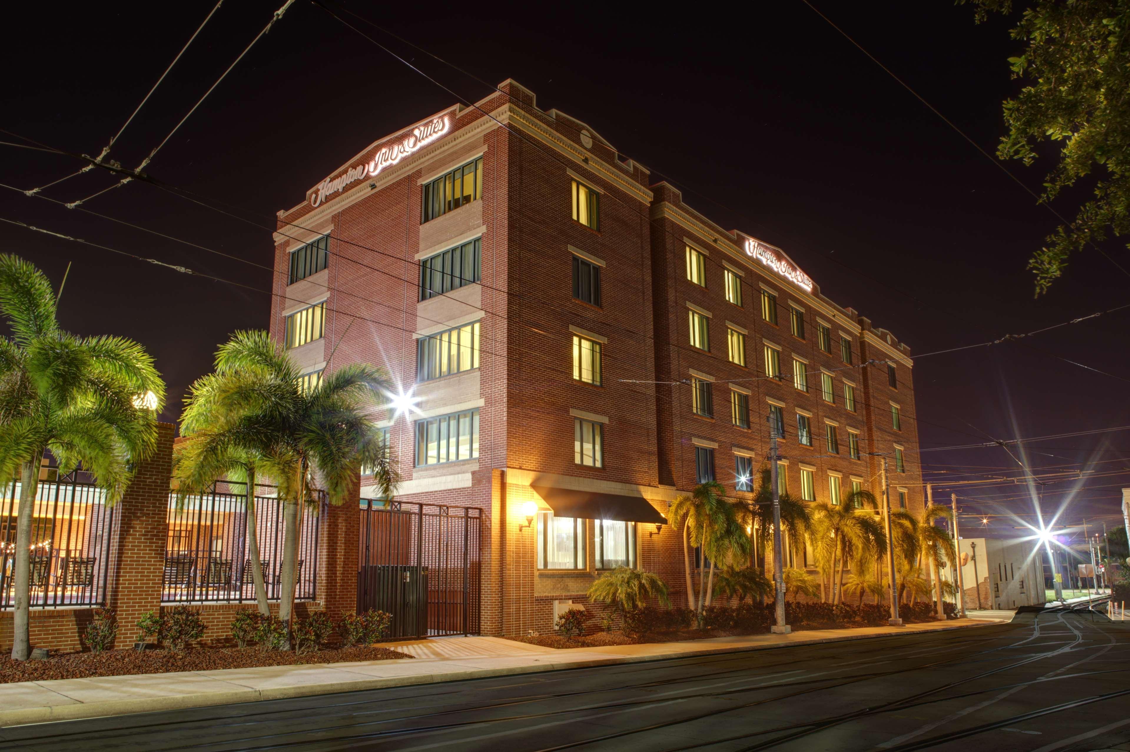 Hampton Inn & Suites Tampa Ybor City Downtown Экстерьер фото