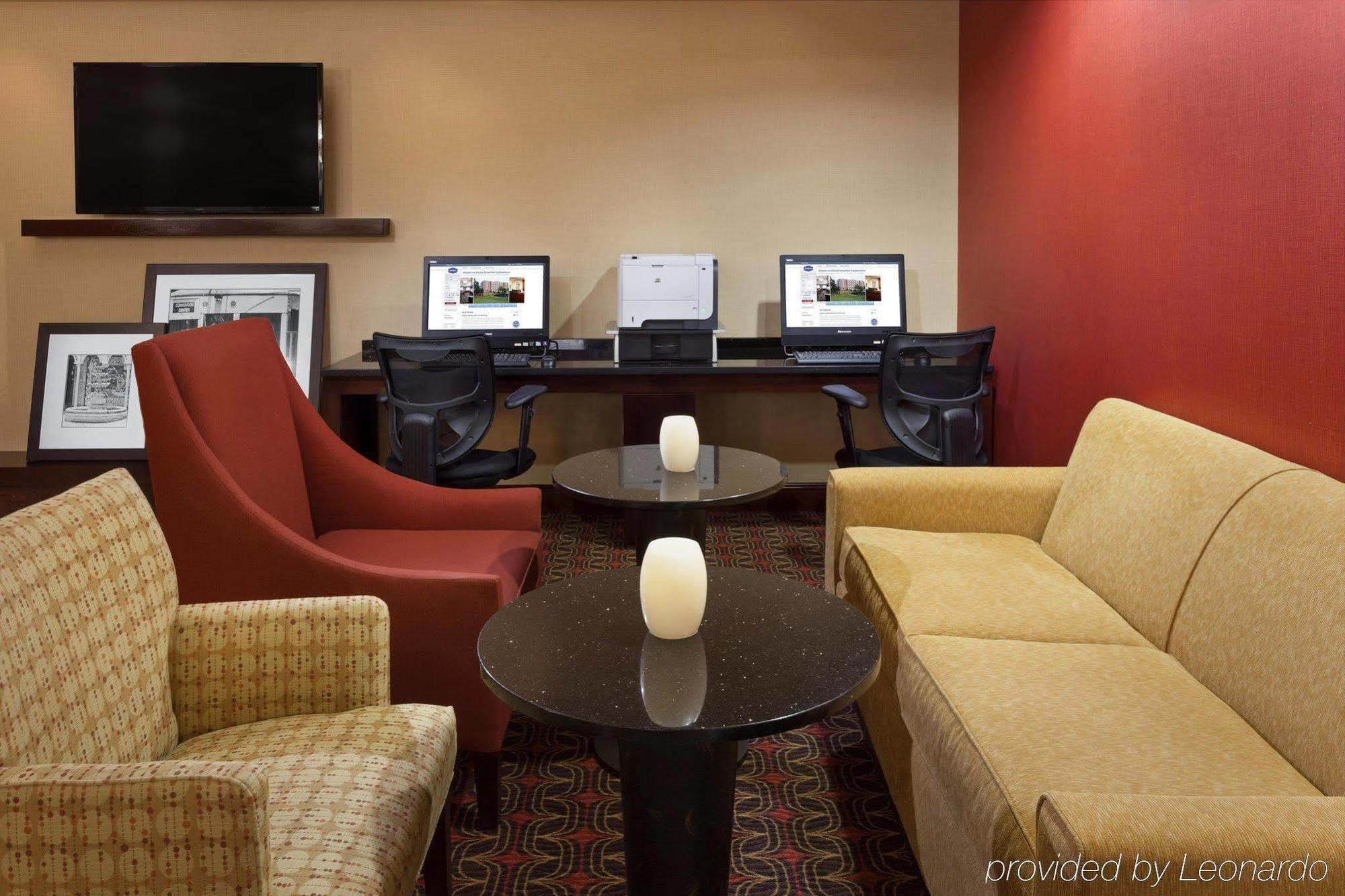 Hampton Inn & Suites Tampa Ybor City Downtown Экстерьер фото