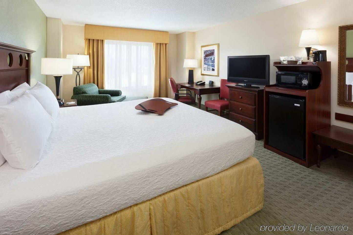 Hampton Inn & Suites Tampa Ybor City Downtown Экстерьер фото